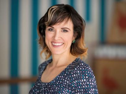 Anya Fernald Headshot