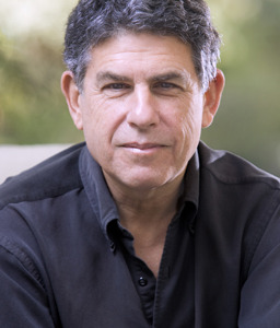 Stephen Mitchell Headshot