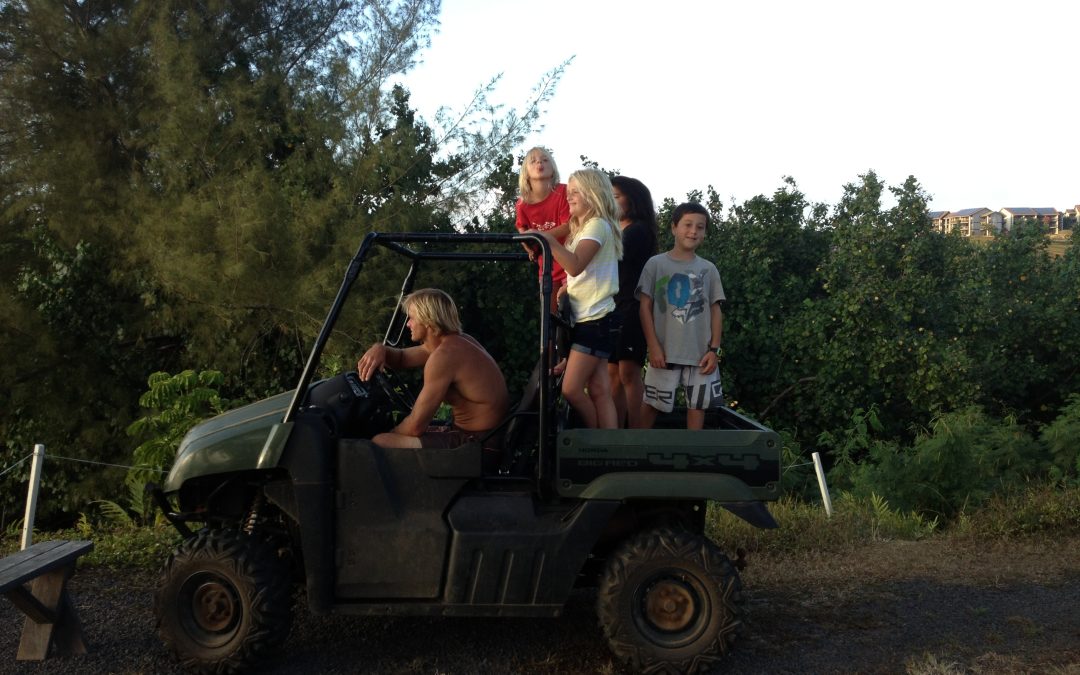 Can you feel the look of yearning? Evening surf check and its still up…Laird saddled with the whole crew. ~Gabby